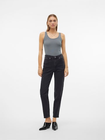 VERO MODA Loosefit Farkut 'TESSA' värissä harmaa
