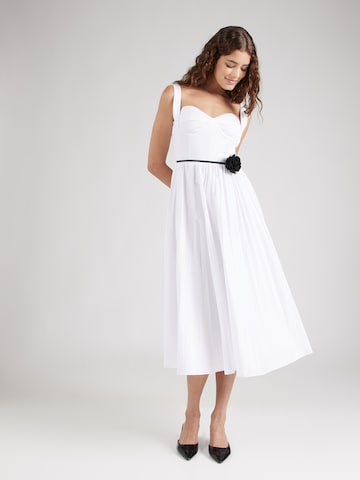 True Decadence Cocktail dress in White: front