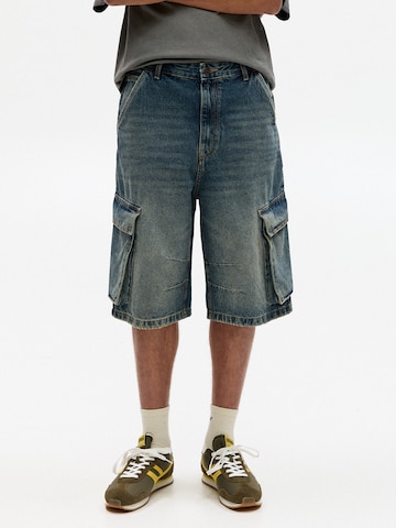Loosefit Jeans cargo di Pull&Bear in blu: frontale