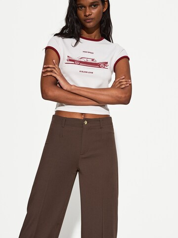 Bershka Loose fit Trousers with creases in Brown