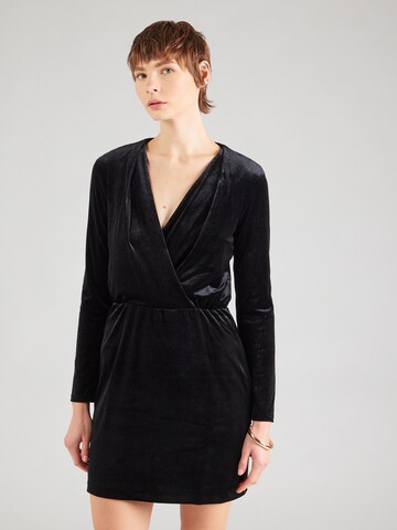Robe Banana Republic en noir : devant