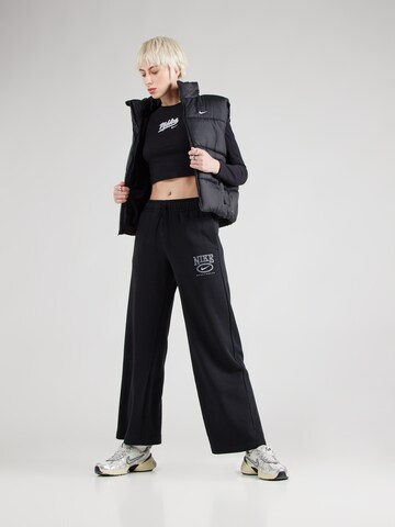 Nike Sportswear Wide leg Byxa 'CLUB FLC' i svart