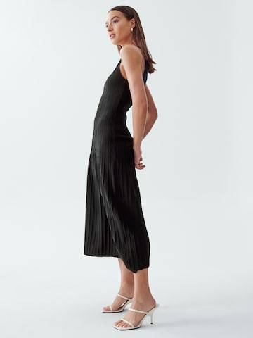 Willa Knit dress 'Prinny' in Black: front