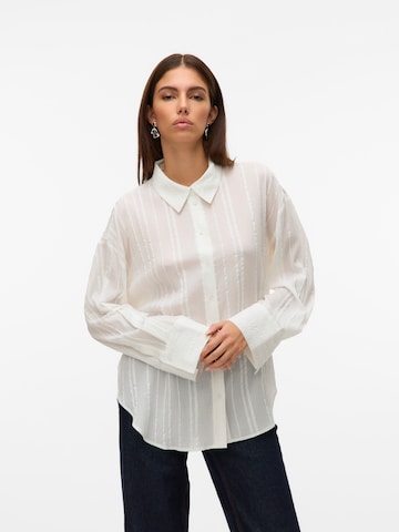 VERO MODA - Blusa 'VMBOLETTE' en blanco: frente