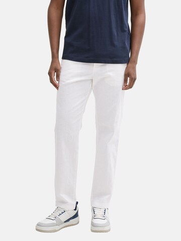 TOM TAILOR DENIM Tapered Hose in Weiß: Vorderseite