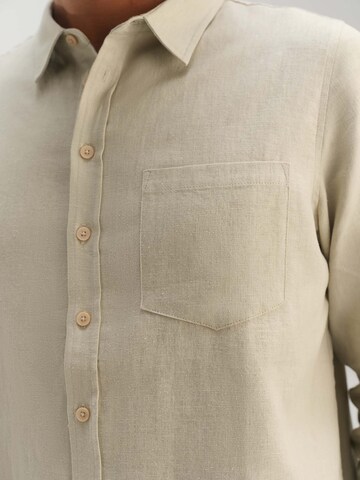 TRAPP Regular Fit Skjorte i beige