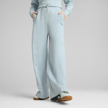 PUMA Loose fit Sports trousers 'Classics' in Green: front
