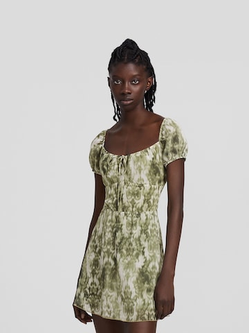 Bershka Kesämekko värissä vihreä: etupuoli