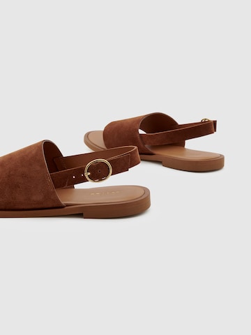 EDITED Sandale 'Stacie' in Braun