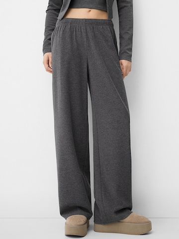 Wide Leg Pantalon Bershka en gris : devant