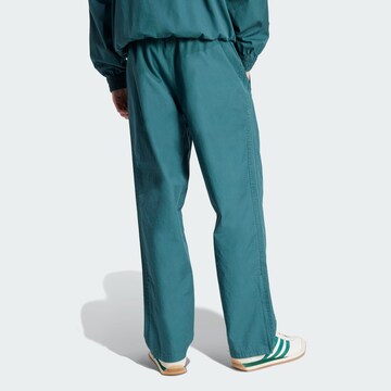 ADIDAS ORIGINALS Loosefit Nadrág 'FIREBIRD' - zöld