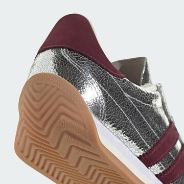 ADIDAS ORIGINALS Sneakers laag 'Country OG' in Zilver