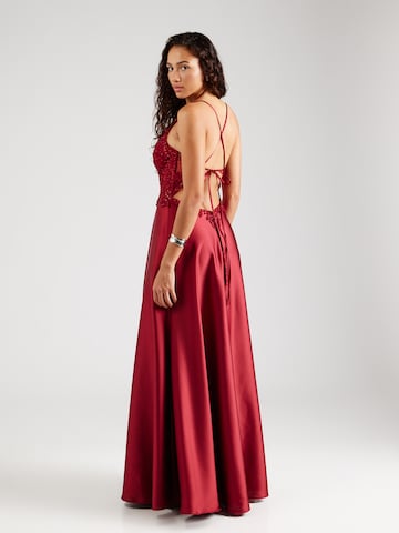 Abito da sera di Laona in rosso