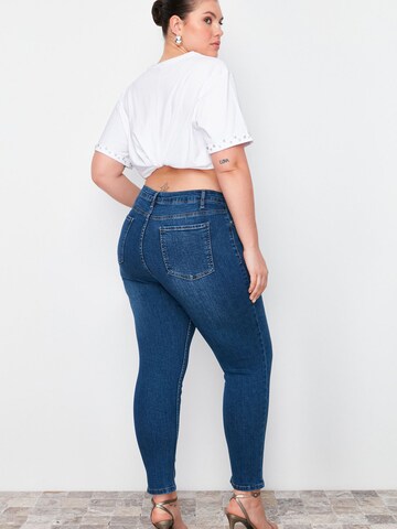 Trendyol Curve Skinny Farkut värissä sininen