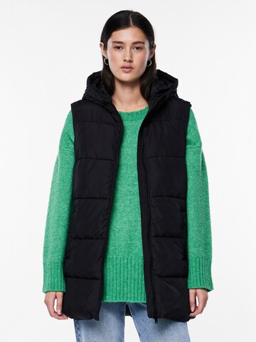 Gilet 'PCBee' di PIECES in nero: frontale