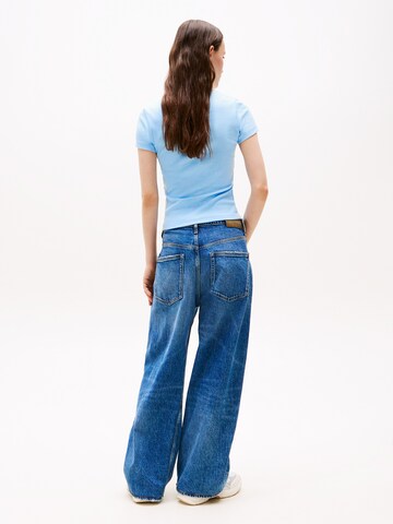 Tommy Jeans T-shirt i blå
