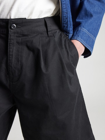 HOLLISTER Loose fit Pleat-front trousers in Black