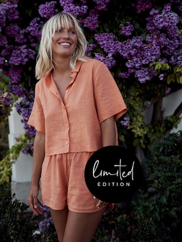 ABOUT YOU Limited Blouse in Orange: front
