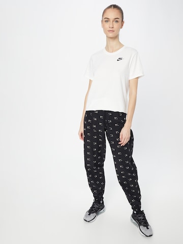 Nike Sportswear Футболка 'Club Essential' в Белый