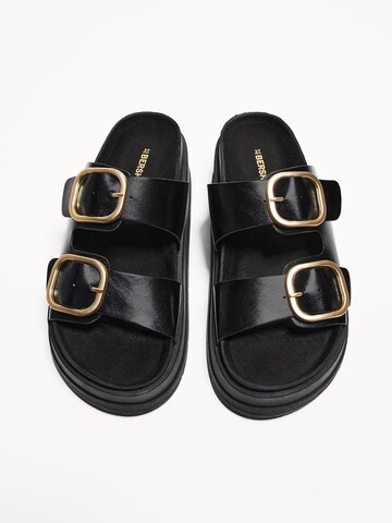 Mule Bershka en noir