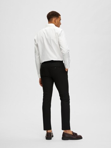SELECTED HOMME - Slimfit Pantalón de pinzas 'Neil' en negro