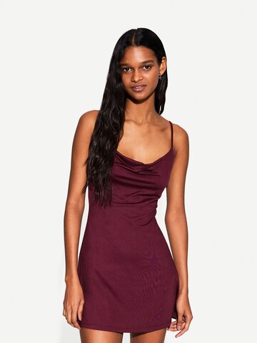Abito di Bershka in rosso: frontale
