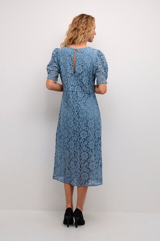 Robe 'Bana' Cream en bleu