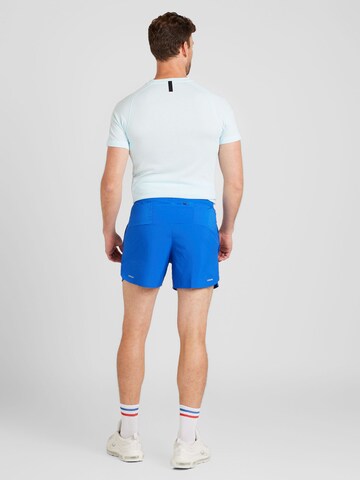 NIKE Normální Sportovní kalhoty 'Stride' – modrá