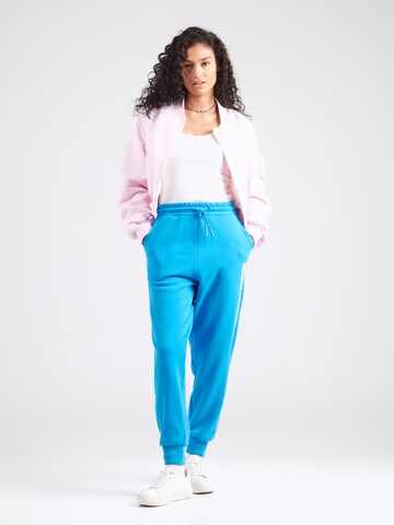 KARL LAGERFELD JEANS Tapered Housut värissä sininen