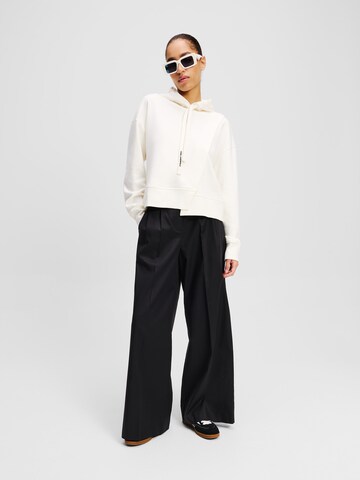 Karl Lagerfeld - Sweatshirt em bege