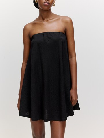 Robe 'Wendula' EDITED en noir : devant